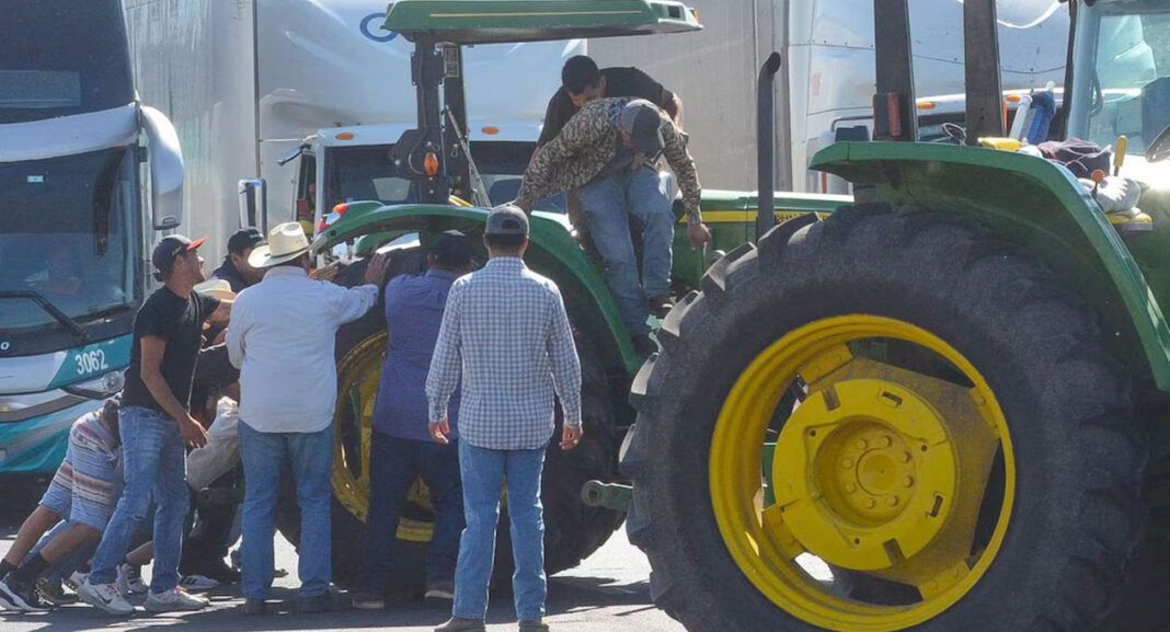 Transportistas y agricultores anuncian nuevo bloqueo carretero: ¿Cuándo será y qué exigen?